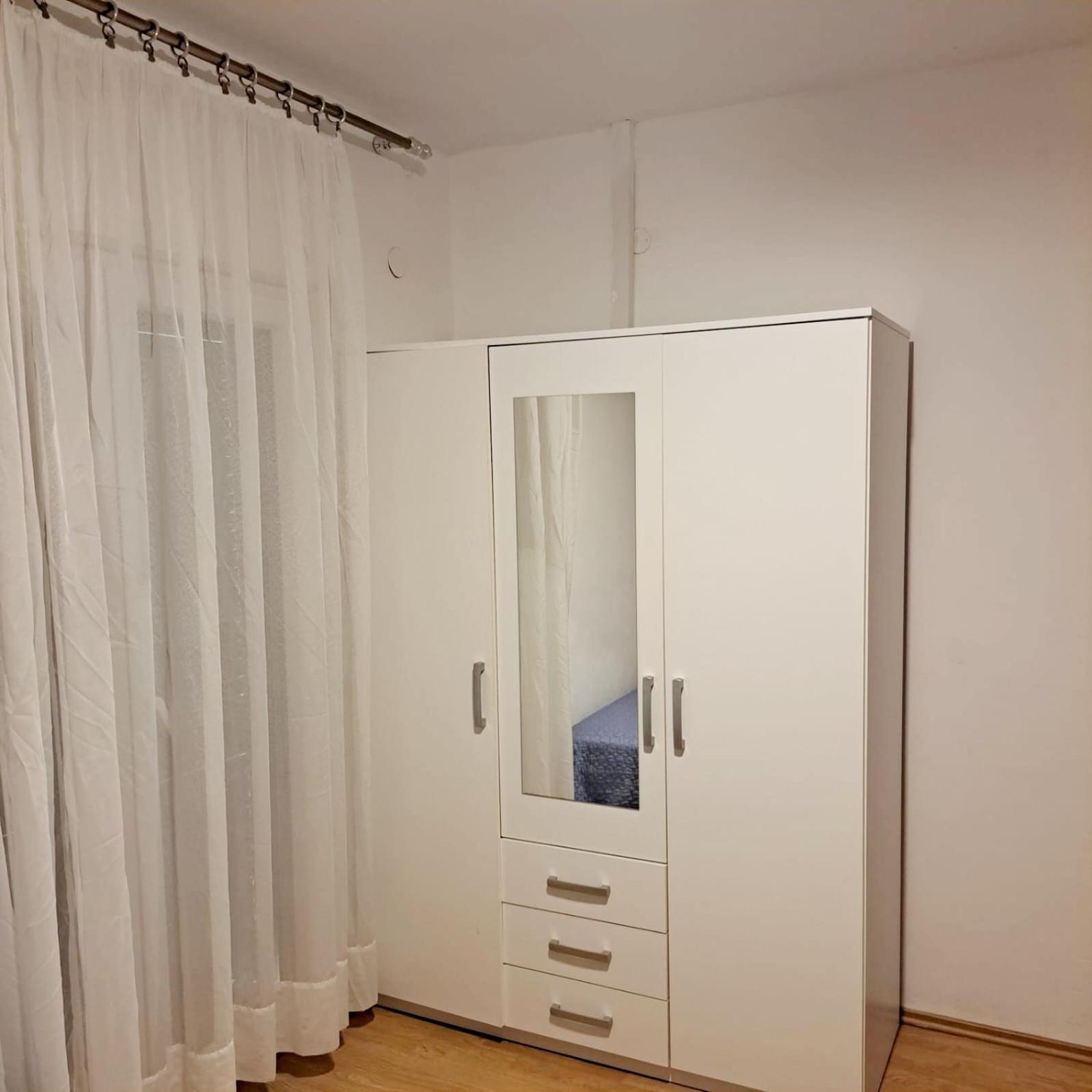 Apartments Pletikosa Бродариця Екстер'єр фото