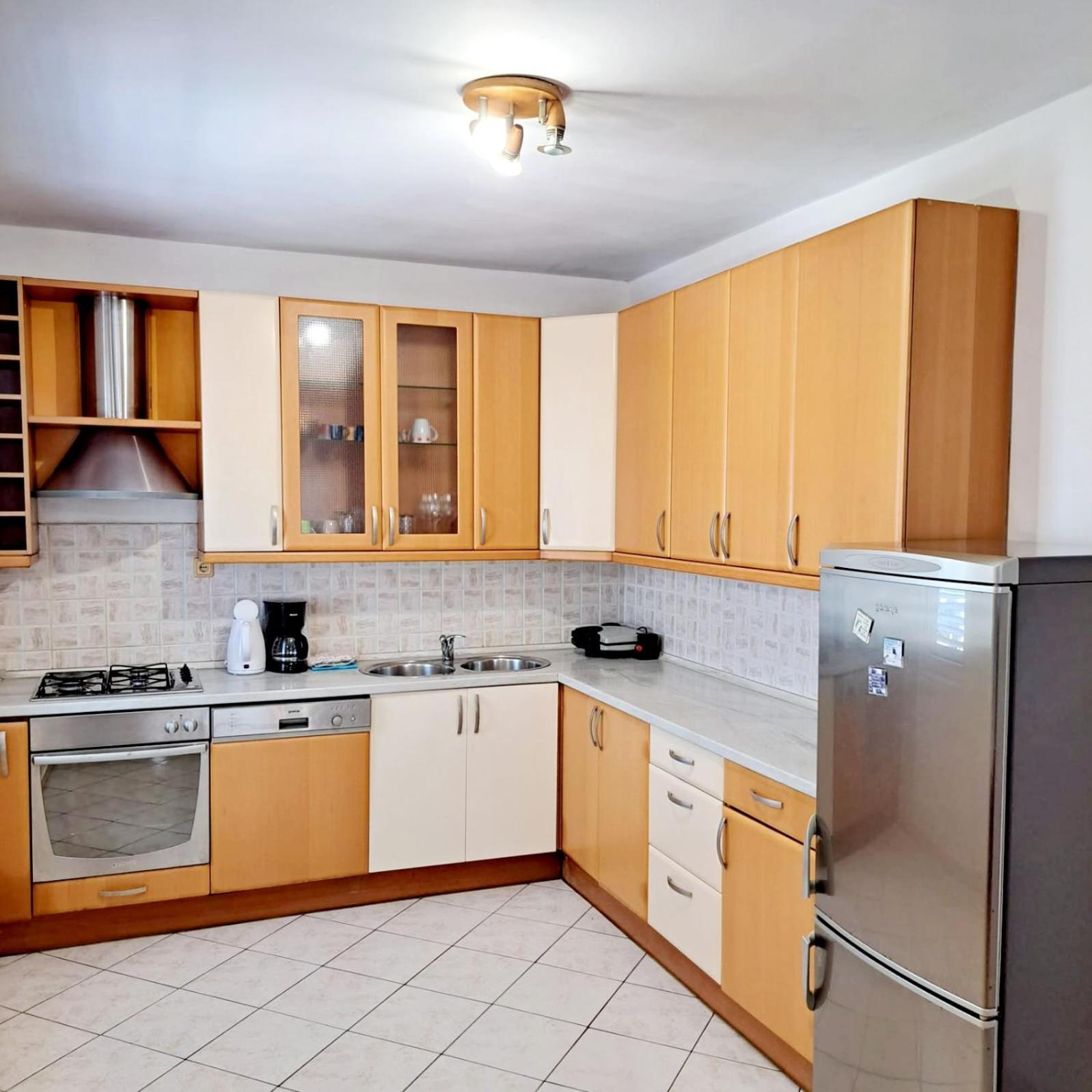 Apartments Pletikosa Бродариця Екстер'єр фото