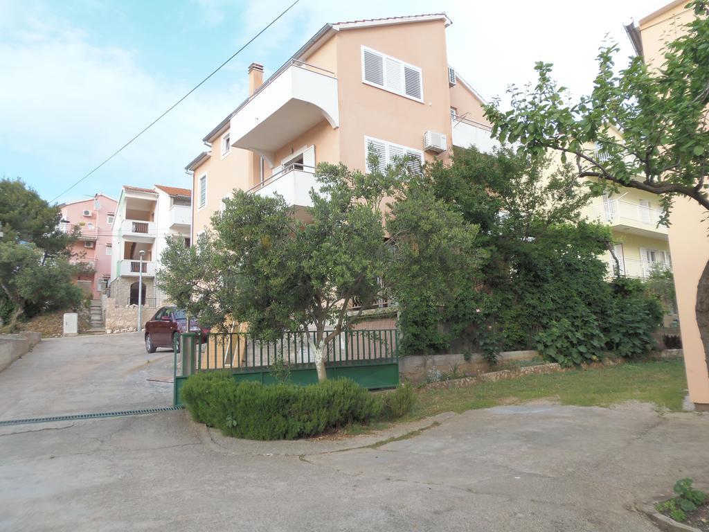 Apartments Pletikosa Бродариця Екстер'єр фото